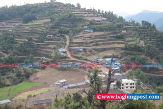 निसीखाेलाकाे अर्नाकोटमा सधैँ खानेपानीको सास्ती